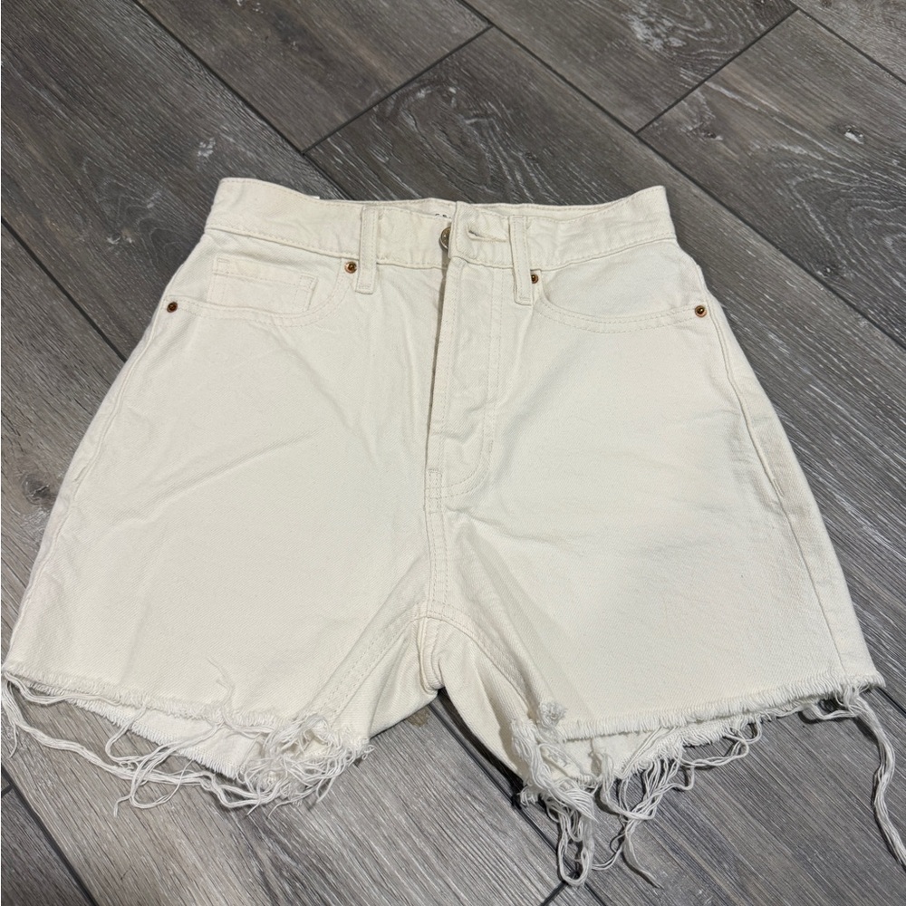 PacSun Cream Jean Shorts